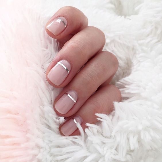 15 Gorgeous Minimalist Nail Design Ideas 15 Gorgeous Minimalist Nail Design Ideas