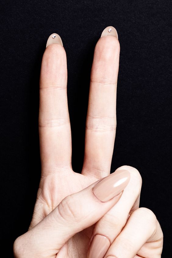 15 Gorgeous Minimalist Nail Design Ideas 15 Gorgeous Minimalist Nail Design Ideas