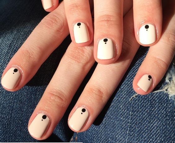 15 Gorgeous Minimalist Nail Design Ideas 15 Gorgeous Minimalist Nail Design Ideas