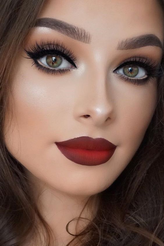 20 Glamorous Eye Makeup Looks - Hottest Makeup Trends 20 Glamorous Eye Makeup Looks - Hottest Makeup Trends