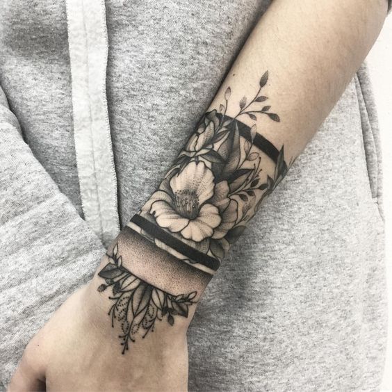 How to Get a Tattoo and Never Regret It How to Get a Tattoo and Never Regret It