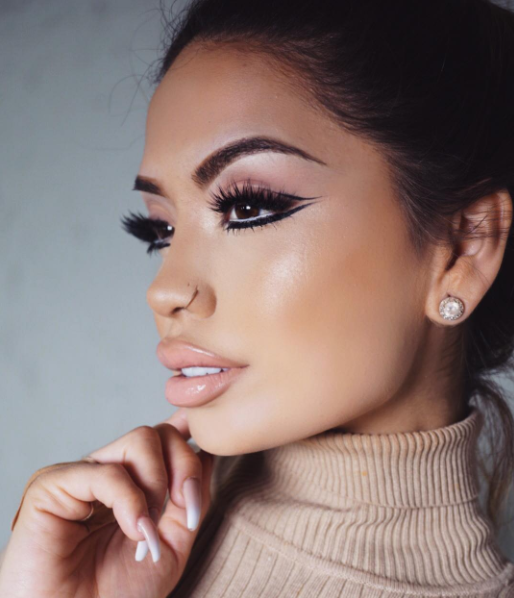 20 Glamorous Eye Makeup Looks - Hottest Makeup Trends 20 Glamorous Eye Makeup Looks - Hottest Makeup Trends